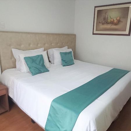 Hotel En Bogota - Fontana Di Trevi 外观 照片