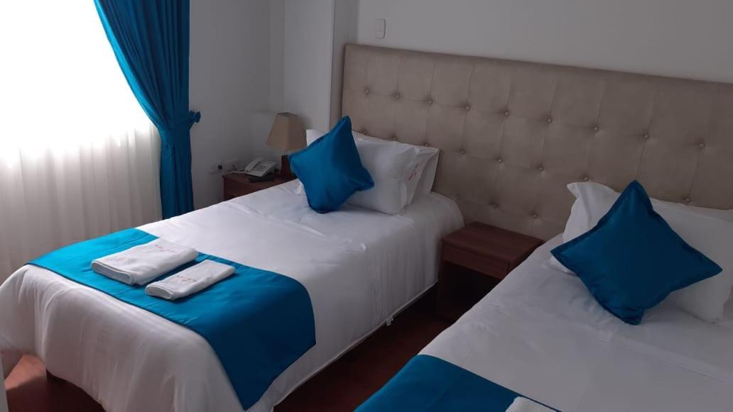 Hotel En Bogota - Fontana Di Trevi 外观 照片