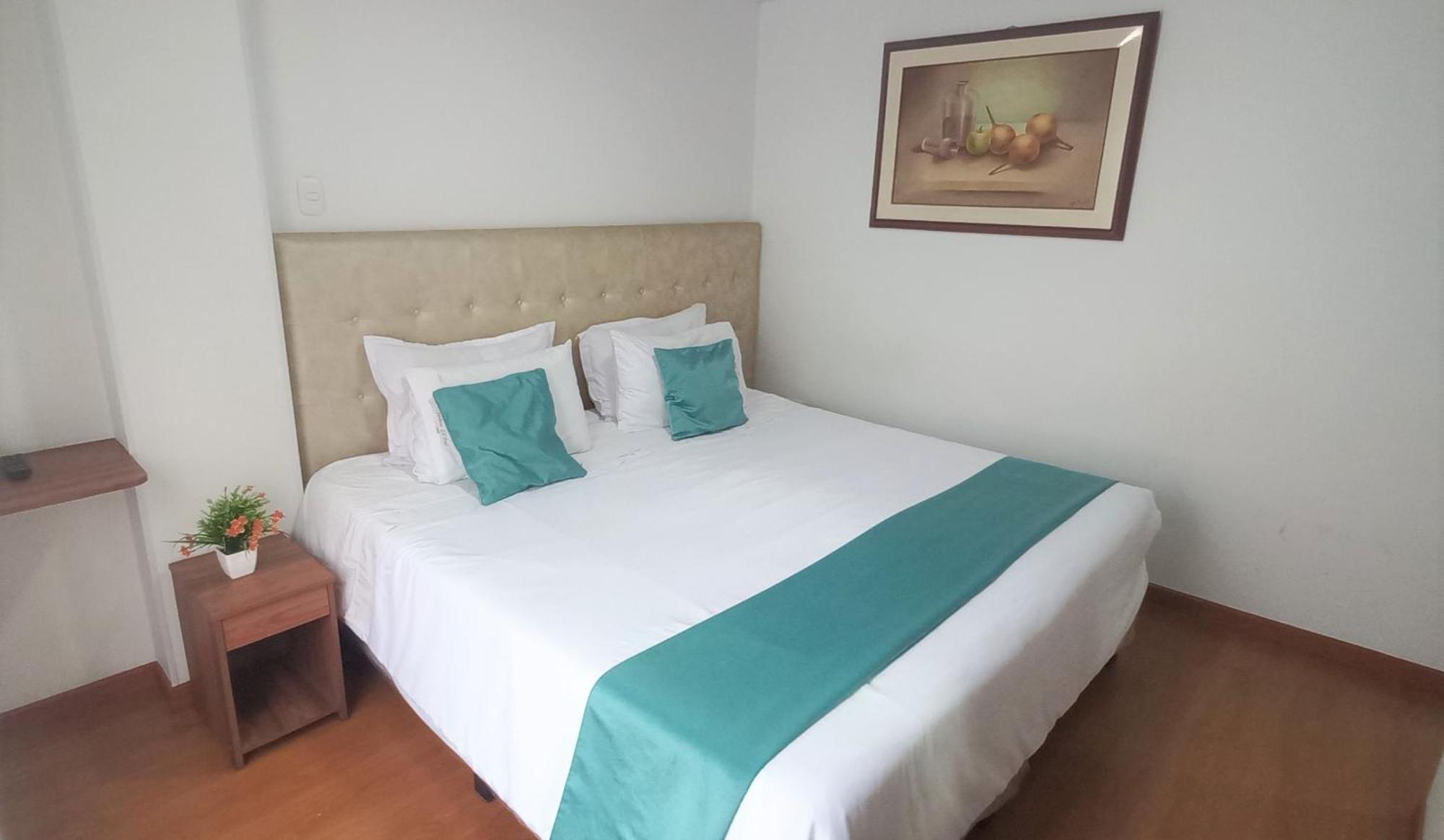 Hotel En Bogota - Fontana Di Trevi 外观 照片